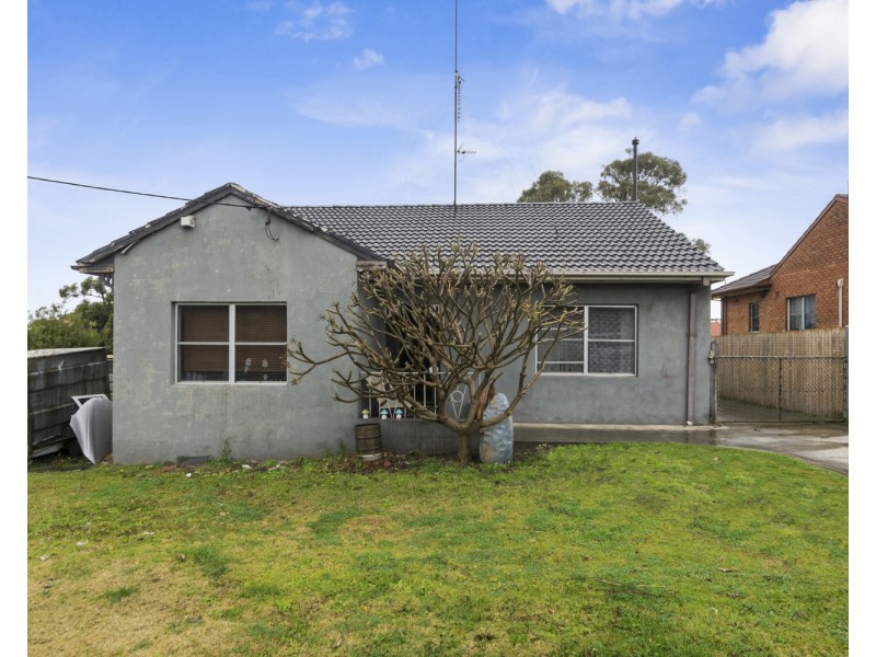 7  Todd Street, Warrawong NSW 2502