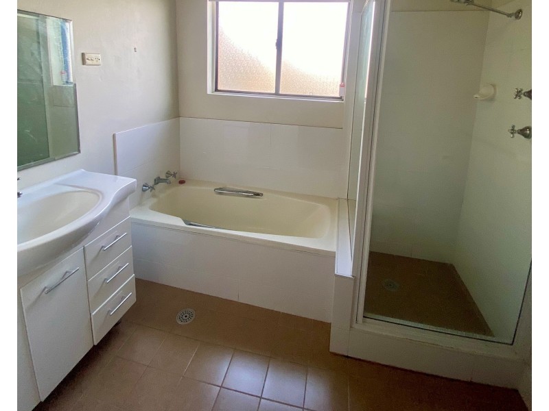 2./1 Welmont Place, Mount Keira NSW 2500
