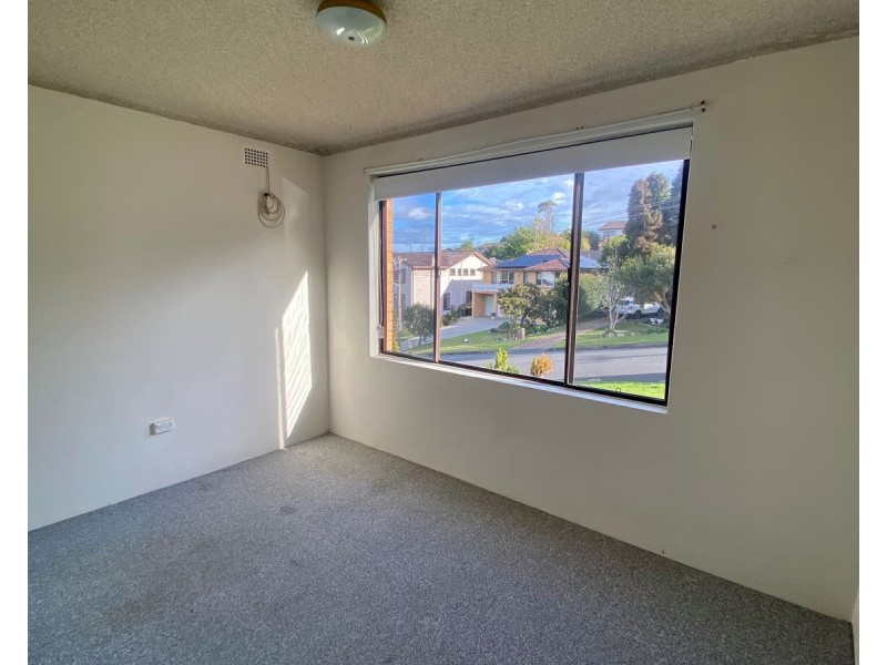 2./1 Welmont Place, Mount Keira NSW 2500