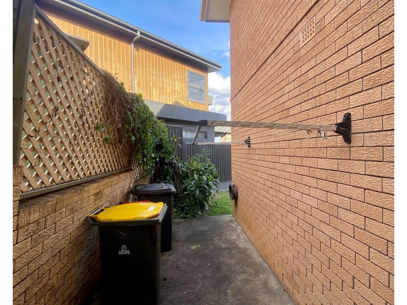 2./1 Welmont Place, Mount Keira NSW 2500