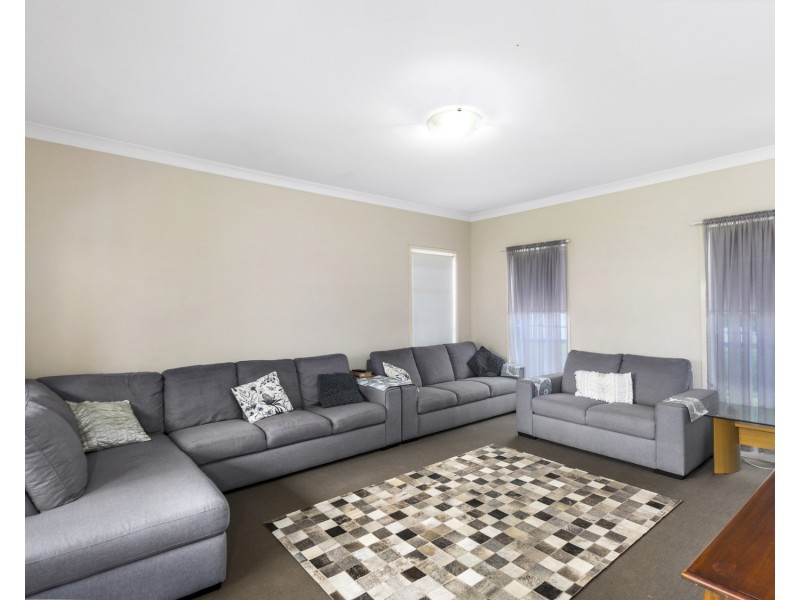 11 & 11a Jerrara Street, Tullimbar NSW 2527