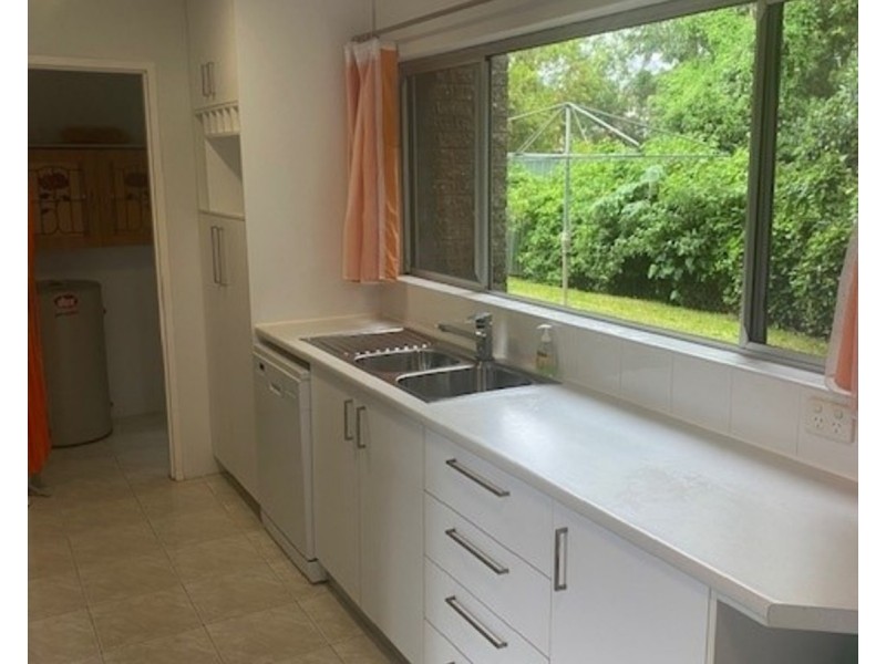 2/6 Ziems Avenue, Towradgi NSW 2518