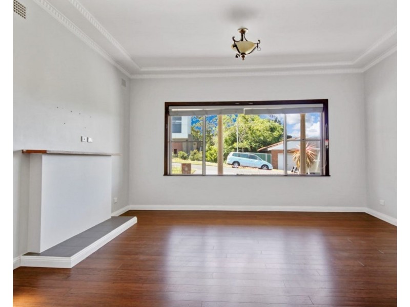 84 Figtree Crescent, Figtree NSW 2525