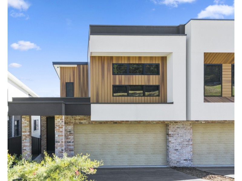 11 Chaffey Way, Albion Park NSW 2527