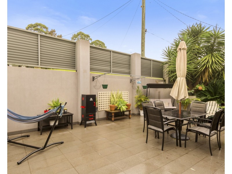 2  McGovern Street, Cringila NSW 2502