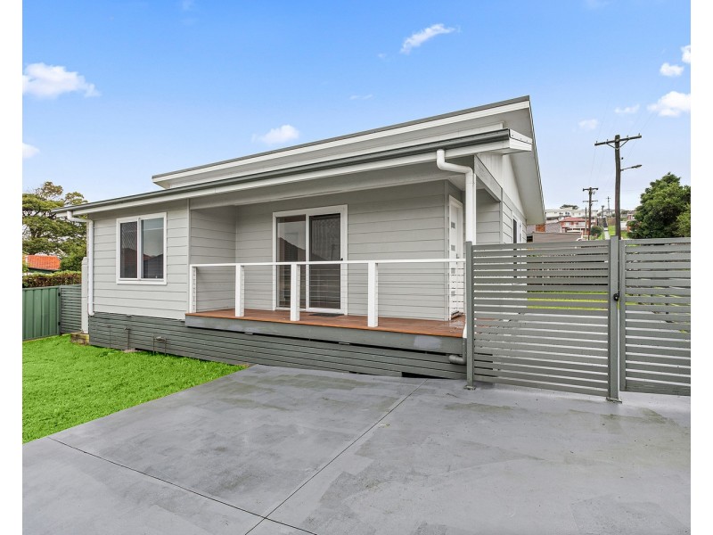 52 Stuart Road, Warrawong NSW 2502