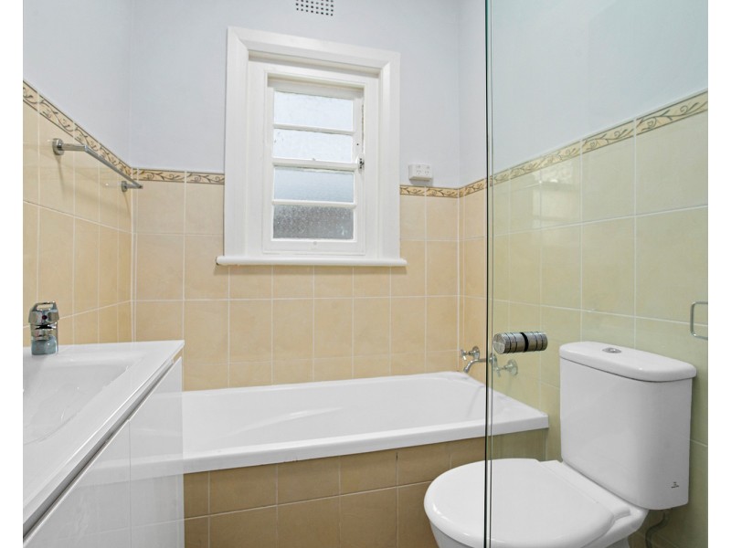 52 Stuart Road, Warrawong NSW 2502