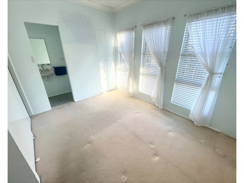 3 Bukari Street, West Wollongong NSW 2500
