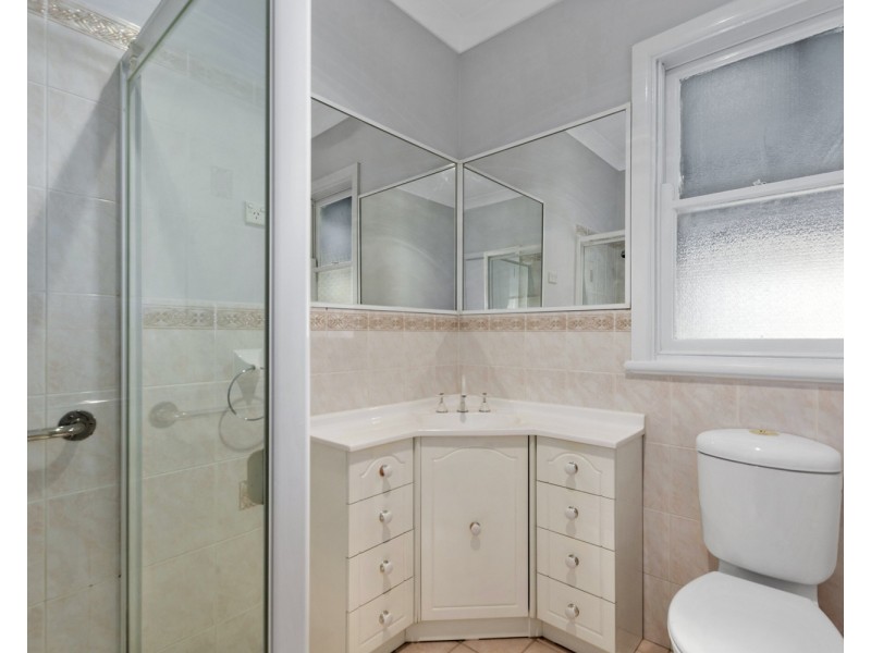 8 Yallah Street, Albion Park Rail NSW 2527