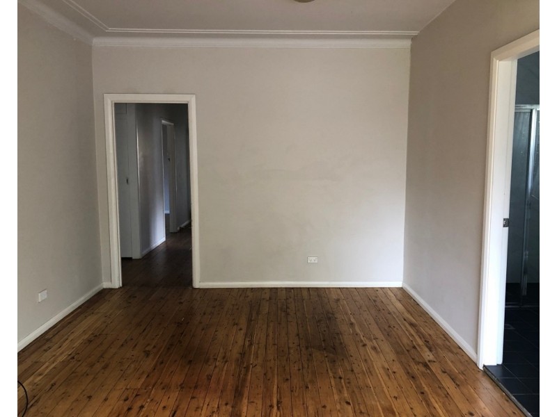 24 Lysaght Street, North Wollongong NSW 2500