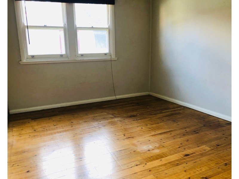 24 Lysaght Street, North Wollongong NSW 2500