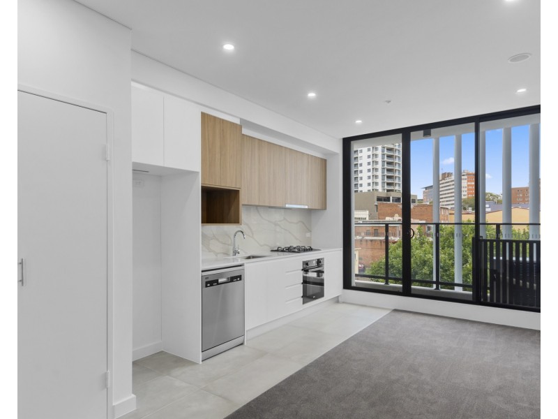 402/51 Denison Street, Wollongong NSW 2500