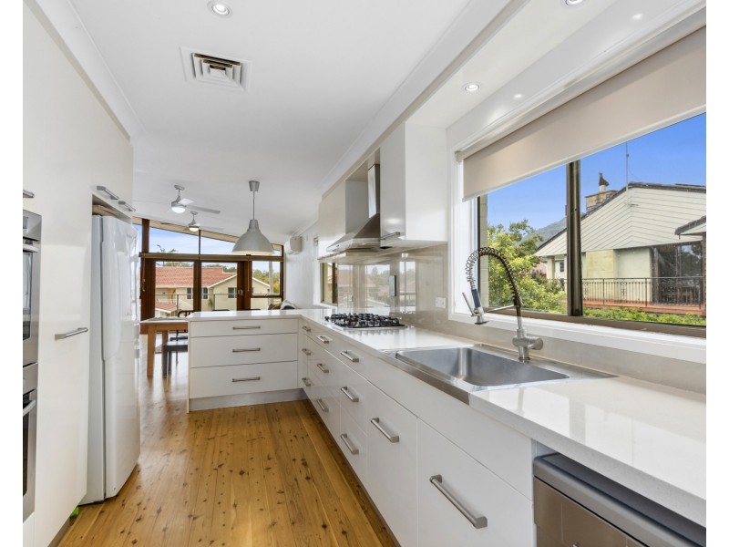 60 Lombard Avenue, Fairy Meadow NSW 2519