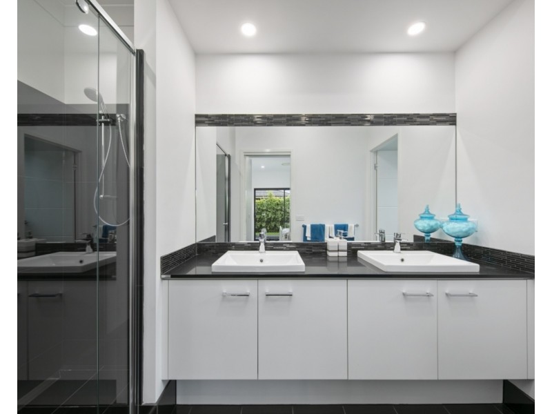 15 Redwood Drive, Gillieston Heights NSW 2321