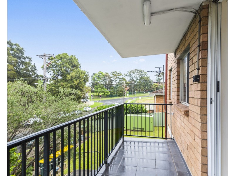 1/6 Eyre Place, Warrawong NSW 2502