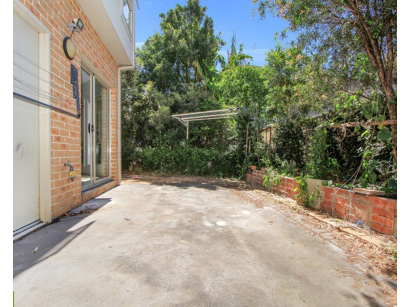 4/14 England Street, Wollongong NSW 2500