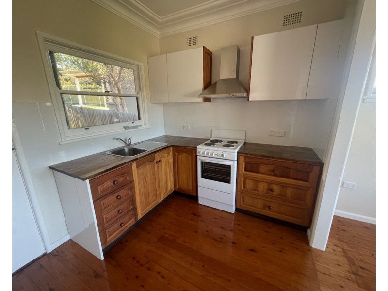 1/33 Stanleigh Crescent, West Wollongong NSW 2500