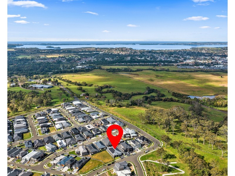 13 Elevation Street, Kembla Grange NSW 2526