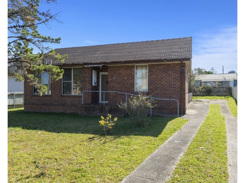 28 Barnes Street, Berkeley NSW 2506