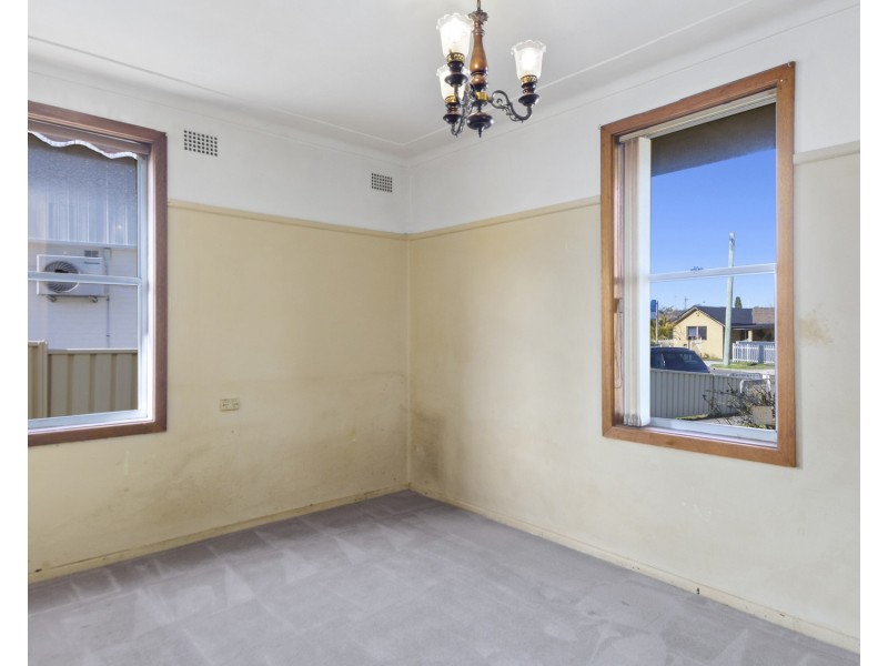 28 Barnes Street, Berkeley NSW 2506