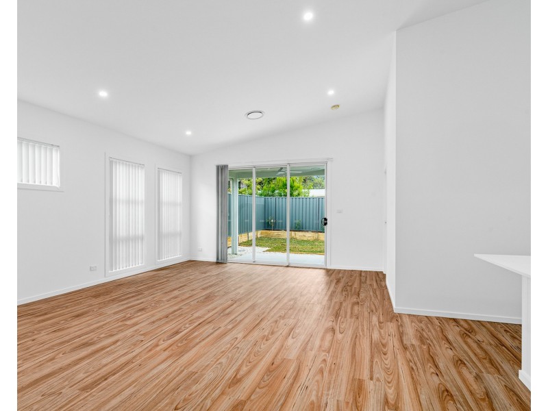 4B  The Springs Avenue, Sussex Inlet NSW 2540