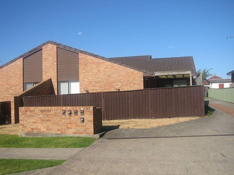 3/35 Pioneer Rd, Bellambi NSW 2518