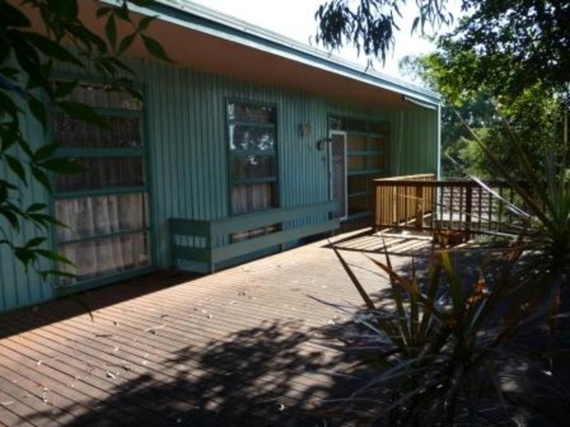 18 Gerard Street, Farmborough Heights NSW 2526