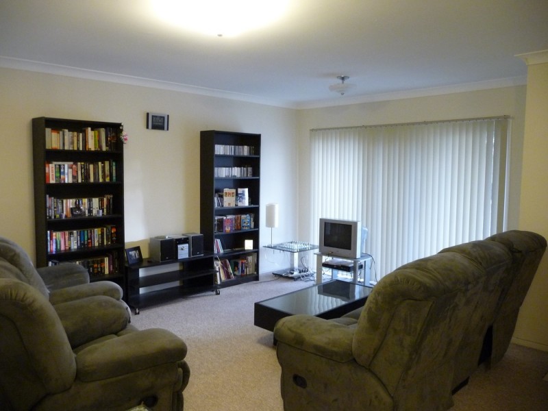 8/4 Edyth Street, Bellambi NSW 2518