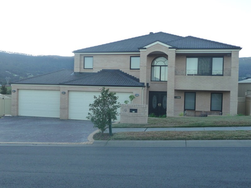 12 Kariewood Circuit, Dapto NSW 2530