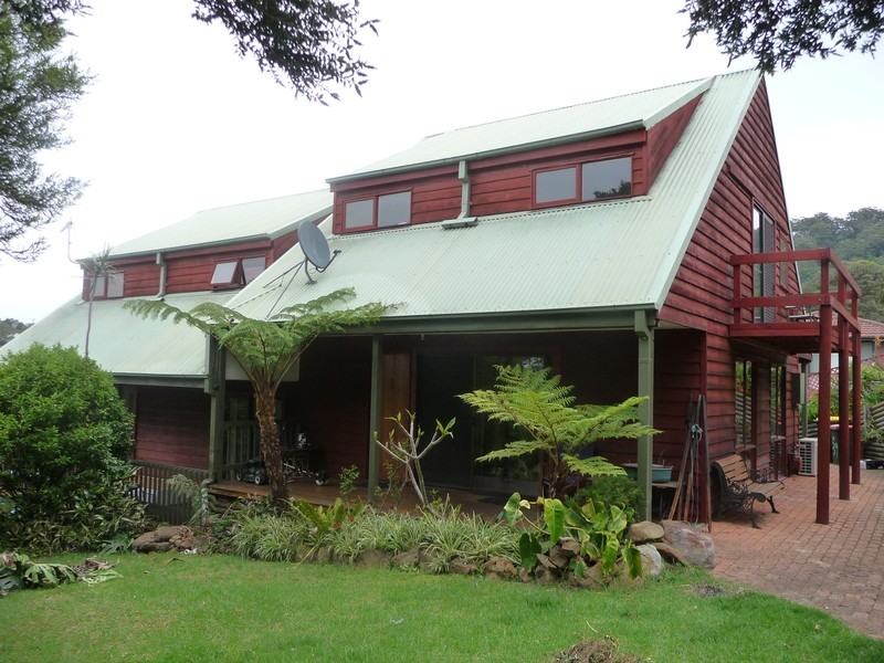 39 Silvertop Parade, Cordeaux Heights NSW 2526