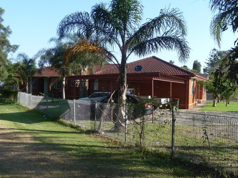 133 Pioneer Road, Towradgi NSW 2518
