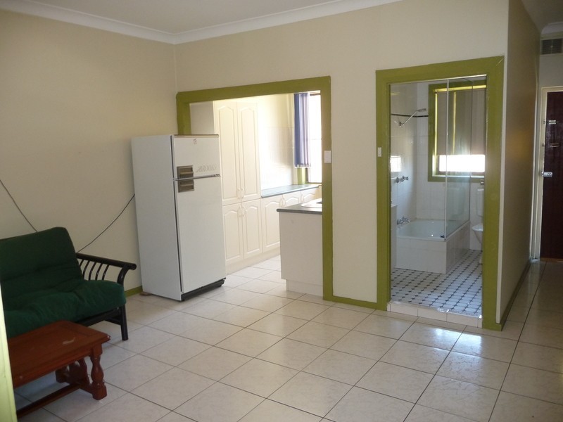 2/127-129 Wentworth Street, Port Kembla NSW 2505