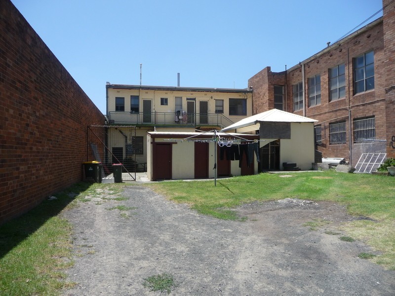 2/127-129 Wentworth Street, Port Kembla NSW 2505