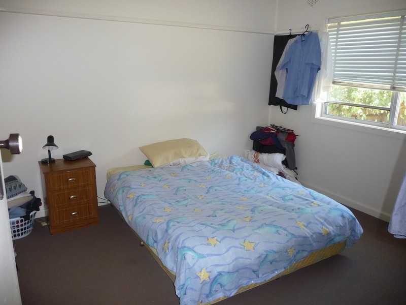 8 Napier Street, Balgownie NSW 2519
