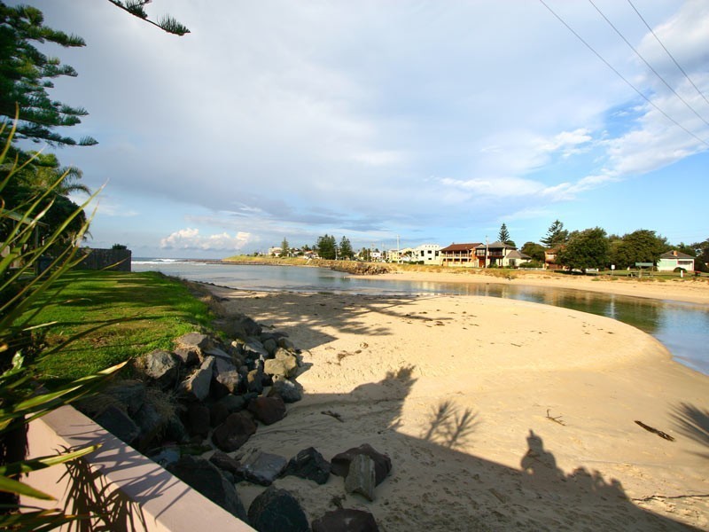 125 Little Lake Crescent, Warilla NSW 2528