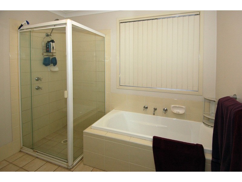 16 Fifth Avenue, Port Kembla NSW 2505