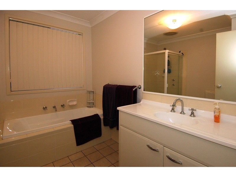 16 Fifth Avenue, Port Kembla NSW 2505