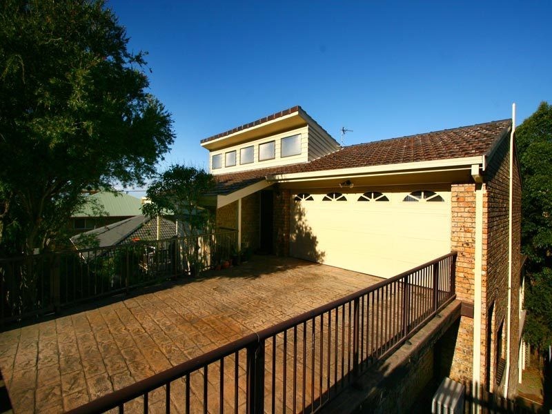 29 Hassan Street, Lake Heights NSW 2502