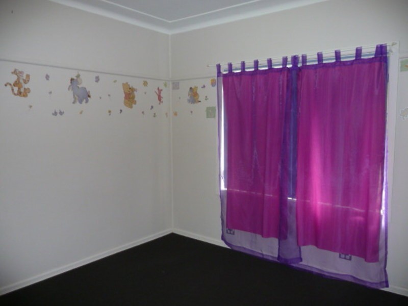 17 Barber Street, Berkeley NSW 2506
