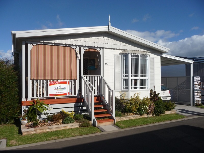 15 Fifteenth Avenue, Warilla NSW 2528