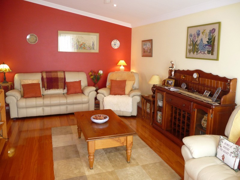 15 Fifteenth Avenue, Warilla NSW 2528