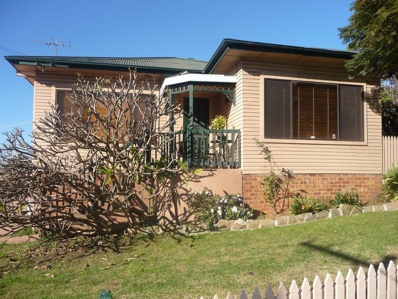 6 Horne Street, Port Kembla NSW 2505