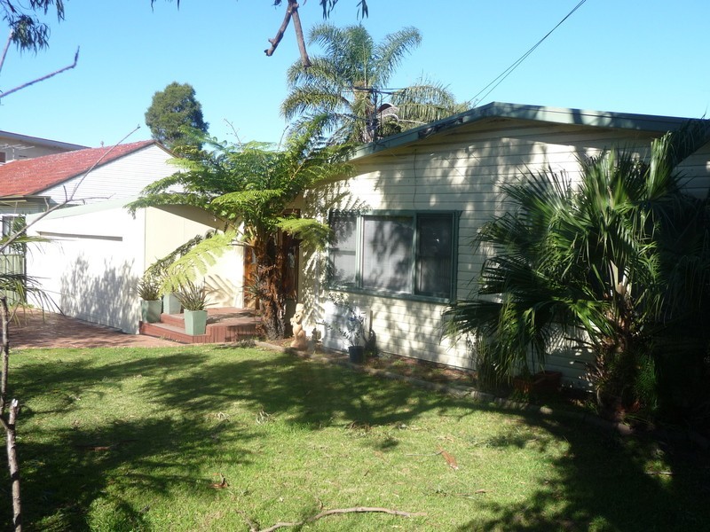 67 Duncan Street, Balgownie NSW 2519