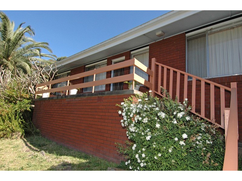 42 Risley Road, Figtree NSW 2525