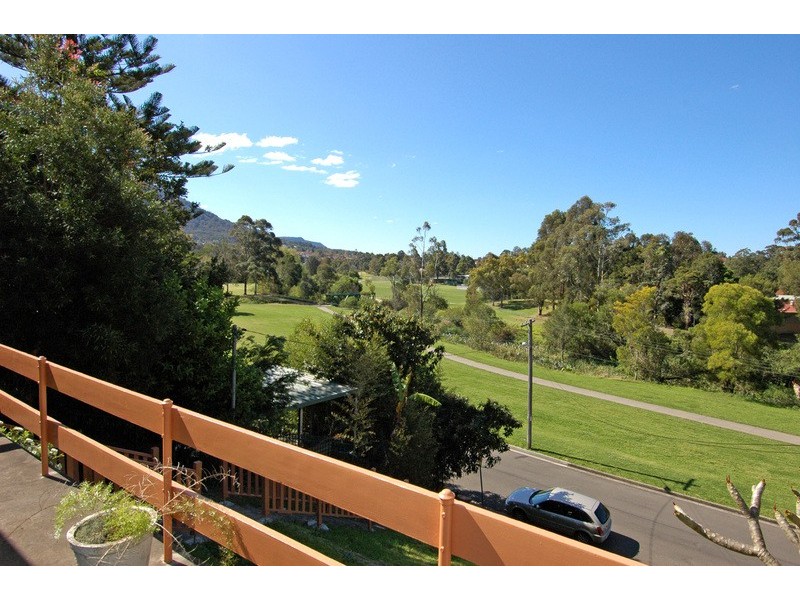 42 Risley Road, Figtree NSW 2525