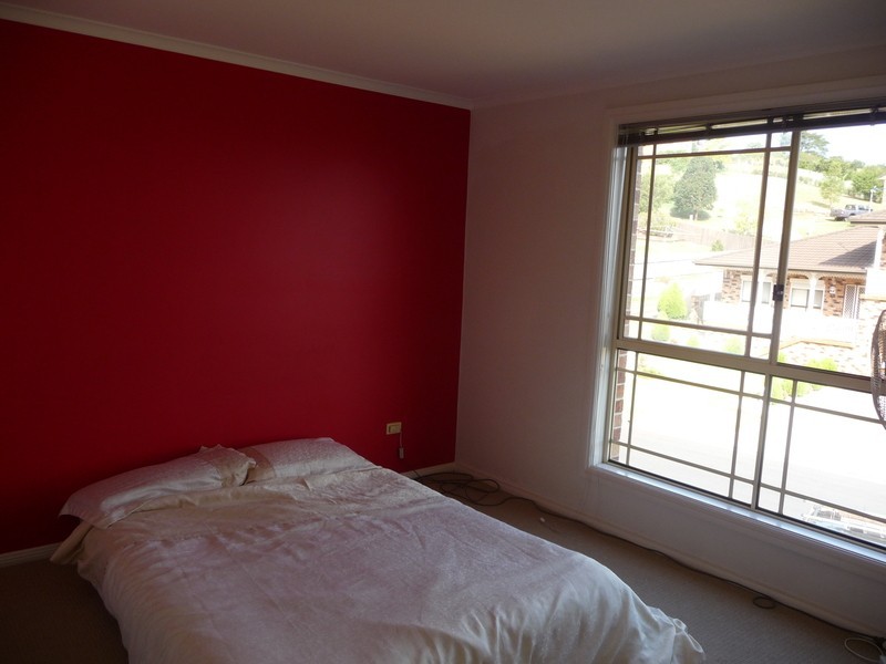 2a Earl Court, Berkeley NSW 2506