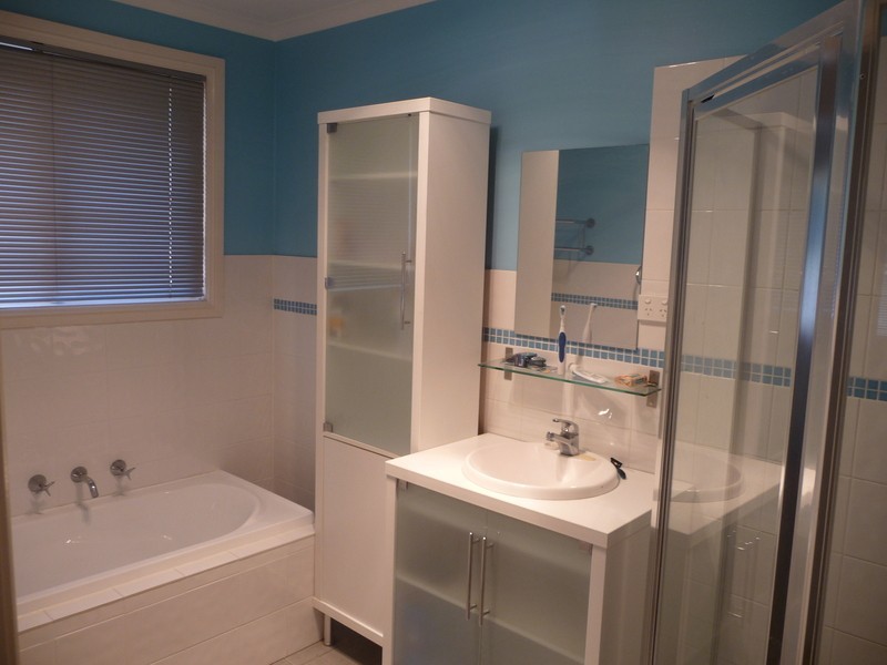 2a Earl Court, Berkeley NSW 2506