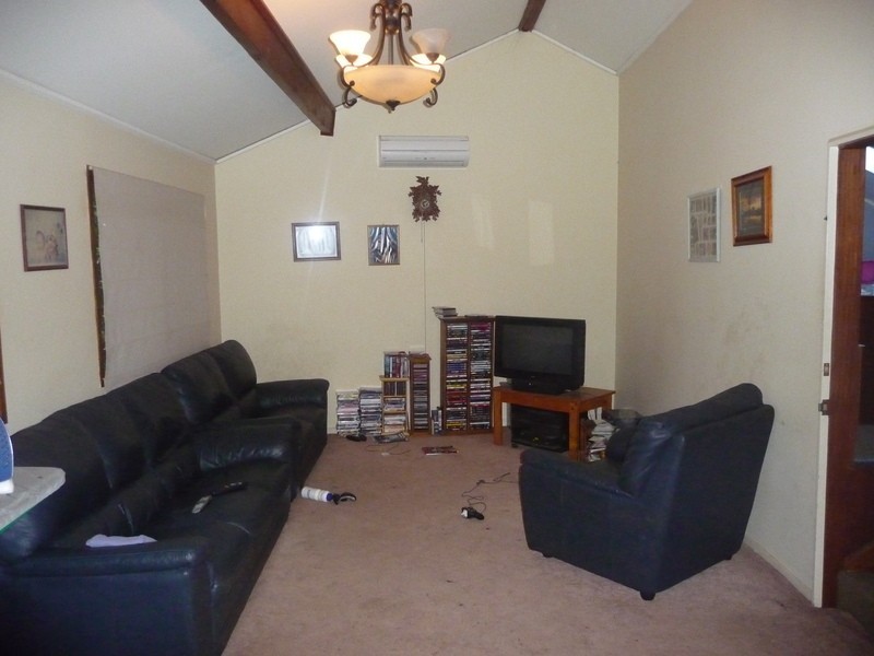 374 Cordeaux Road, Mount Kembla NSW 2526