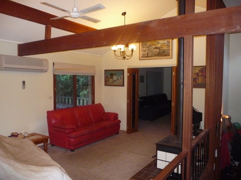 374 Cordeaux Road, Mount Kembla NSW 2526