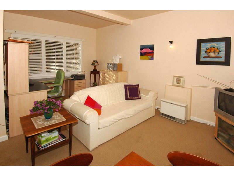 4/25 Byrarong Avenue, Mangerton NSW 2500